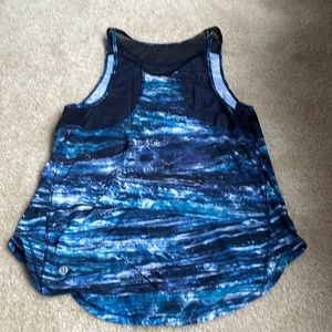 Lululemon size 4 muscle tank!